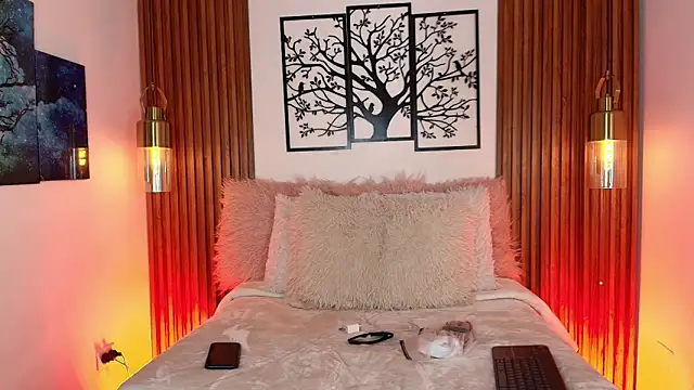 Snapshot of David_Banks_ chatting on February 13, 12:34 pm David Banks online show from February 13, 12:34 pm