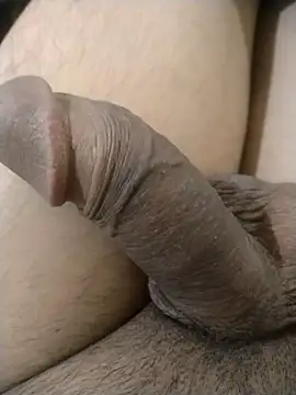 Snapshot of rosz_ chatting on February 27, 5:02 pm rosz online show from February 27, 5:02 pm