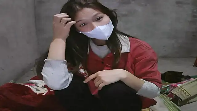 2b-xx online show from February 13, 11:12 pm