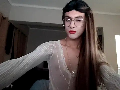 Snapshot of stefita01010 chatting on February 11, 6:07 am stefita01010 online show from February 11, 6:07 am