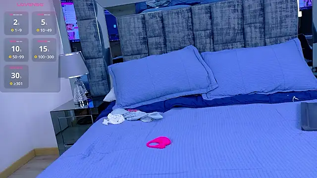 Samantha Mont online show from March 16, 4:11 pm