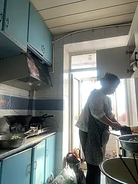 Youyou 12 online show from March 17, 1:10 am