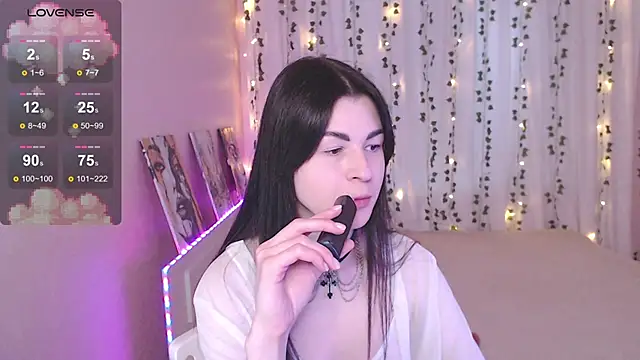 Snapshot of Stephanie_Bloom chatting on February 23, 10:45 am Stephanie Bloom online show from February 23, 10:45 am