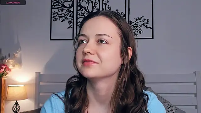 Snapshot of MalvinaTrafford chatting on February 18, 9:00 pm MalvinaTrafford online show from February 18, 9:00 pm