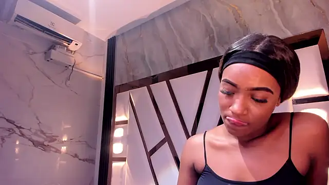 emii brown online show from February 12, 1:55 am