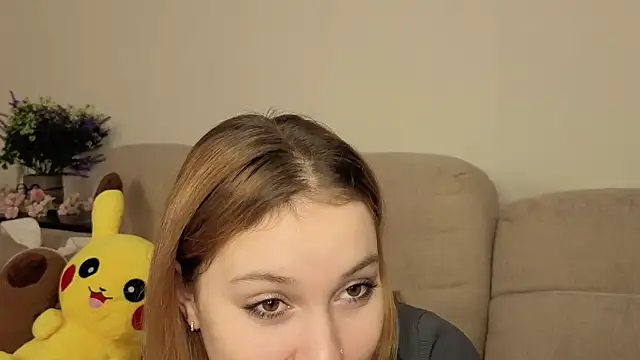 Snapshot of JadwigaTagliavia chatting on February 12, 9:48 am JadwigaTagliavia online show from February 12, 9:48 am