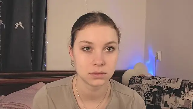 JadwigaTagliavia online show from April 3, 10:35 am