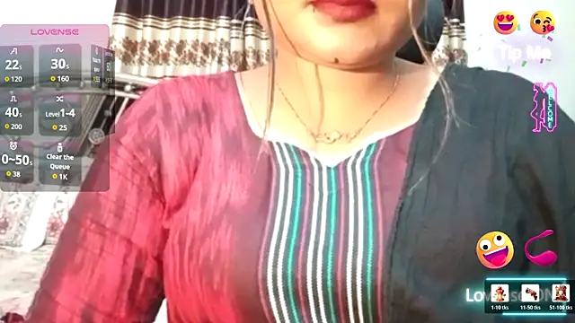 Nusrat Faria online show from July 20, 3:03 pm