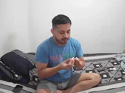 JonatanBail online show from February 8, 9:56 am