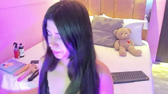 Snapshot of SamanthaHill_ chatting on March 21, 3:44 am SamanthaHill online show from March 21, 3:44 am