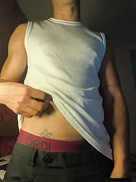 logan-31 online show from February 4, 5:46 am