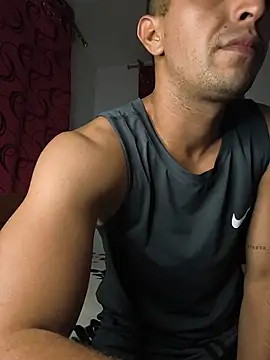 logan-31 online show from February 12, 2:06 am