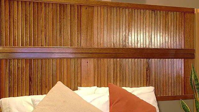 Snapshot of EmmaRouses chatting on February 27, 11:21 am EmmaRouses online show from February 27, 11:21 am