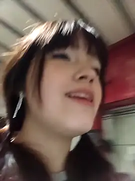 dieciochoyundia online show from February 8, 10:35 pm