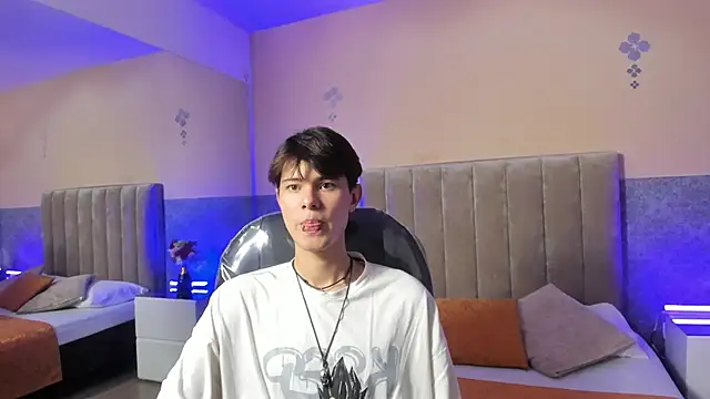 Derek Sinn online show from March 13, 8:04 pm