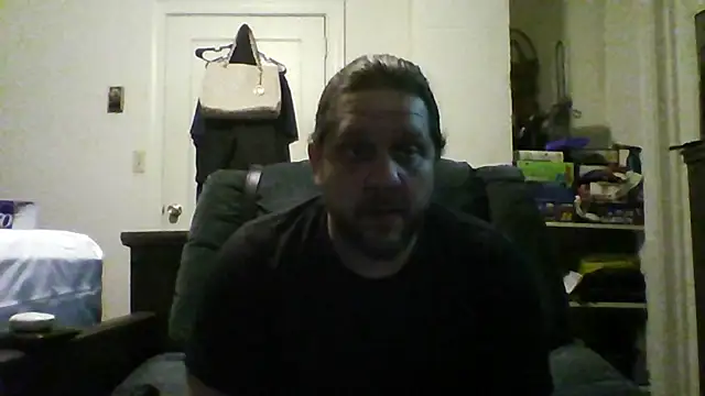 Snapshot of Demon2182 chatting on March 2, 11:44 pm Demon2182 online show from March 2, 11:44 pm