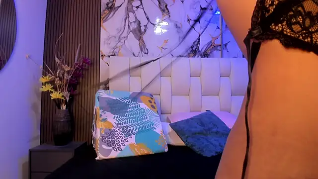 Snapshot of sophiaa10 chatting on May 9, 7:30 pm sophiaa10 online show from May 9, 7:30 pm