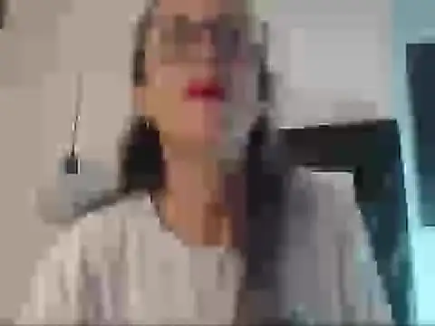 laurasofia45 online show from February 12, 11:55 pm