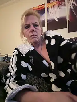 FireAfterDark online show from April 8, 2:11 am