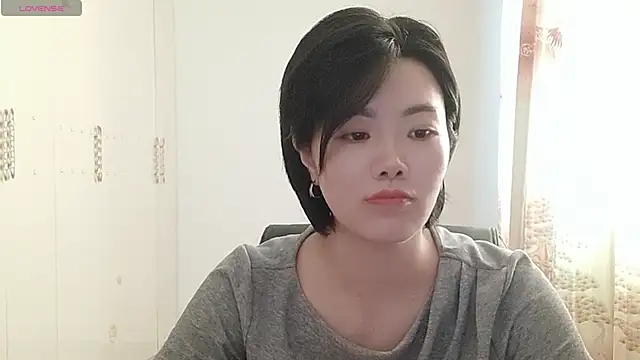Snapshot of Nikishine chatting on June 17, 7:44 am Nikishine online show from June 17, 7:44 am