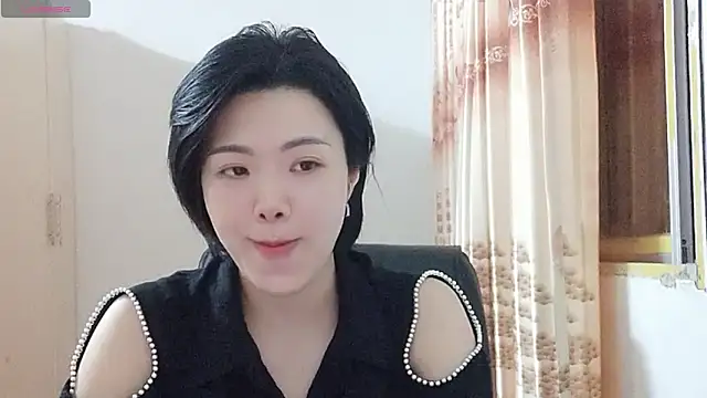 Snapshot of Nikishine chatting on June 18, 12:53 pm Nikishine online show from June 18, 12:53 pm