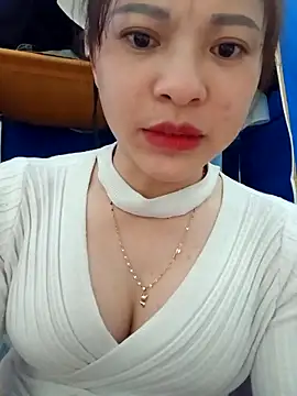 Snapshot of sushi-asa chatting on February 3, 8:52 am sushi-asa online show from February 3, 8:52 am