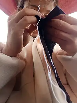 Snapshot of sushi-asa chatting on February 19, 7:04 am sushi-asa online show from February 19, 7:04 am