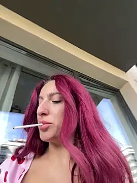 Snapshot of CrystalRedd chatting on July 15, 6:40 am CrystalRedd online show from July 15, 6:40 am