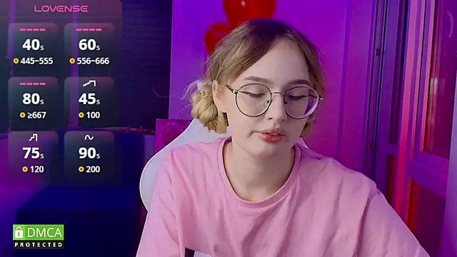 AdeLuna online show from February 12, 5:52 pm