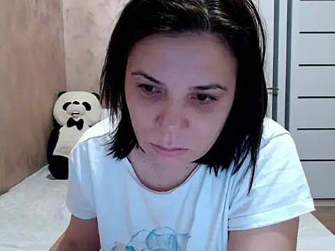 Snapshot of LorraGrey chatting on February 7, 3:43 am LorraGrey online show from February 7, 3:43 am