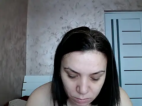 Snapshot of LorraGrey chatting on February 20, 6:48 am LorraGrey online show from February 20, 6:48 am