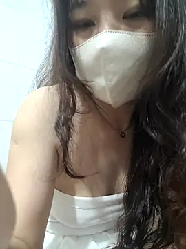 Snapshot of NinaKey chatting on February 28, 4:08 pm NinaKey online show from February 28, 4:08 pm