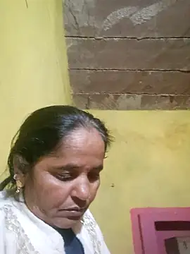 Snapshot of Gudid209896 chatting on February 6, 2:20 pm Gudid209896 online show from February 6, 2:20 pm