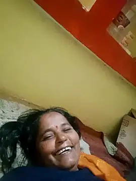 Snapshot of Gudid209896 chatting on February 10, 8:57 pm Gudid209896 online show from February 10, 8:57 pm