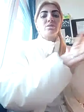 LannaQuinn online show from March 26, 4:23 pm