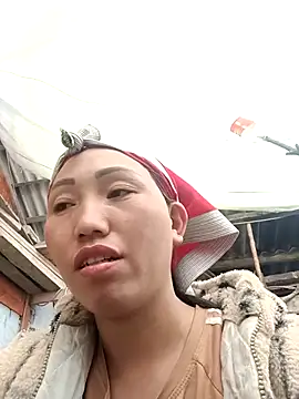 Snapshot of hot-luna- chatting on February 4, 7:25 am hot-luna- online show from February 4, 7:25 am