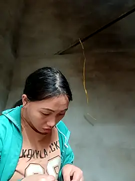 hot-luna- online show from March 19, 7:34 am