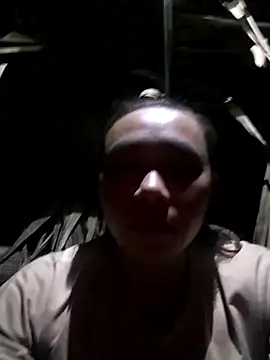 Snapshot of Bella-222 chatting on February 4, 12:22 pm Bella-222 online show from February 4, 12:22 pm