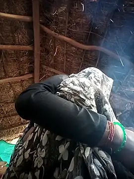 Snapshot of Hotty_raghni chatting on February 16, 3:13 am Hotty raghni online show from February 16, 3:13 am