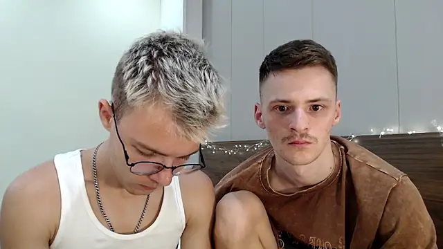 NikiKerryCum online show from February 3, 11:48 am