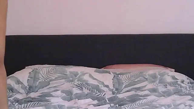 Snapshot of Popje94 chatting on February 25, 12:04 pm Popje94 online show from February 25, 12:04 pm