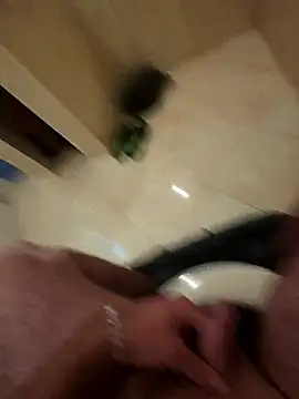 Snapshot of Heyyo3 chatting on February 16, 9:38 am Heyyo3 online show from February 16, 9:38 am