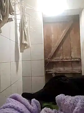 Snapshot of Leexus-niew chatting on February 3, 6:51 am Leexus-niew online show from February 3, 6:51 am