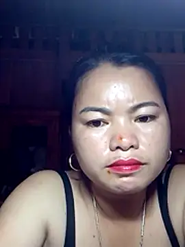 Snapshot of emlylyxinh chatting on March 3, 7:36 am emlylyxinh online show from March 3, 7:36 am