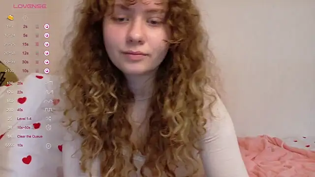 Snapshot of Milounee chatting on March 7, 9:50 am Milounee online show from March 7, 9:50 am