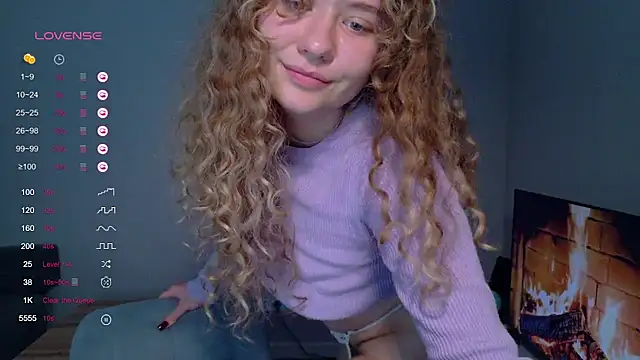 Snapshot of Milounee chatting on May 31, 7:59 am Milounee online show from May 31, 7:59 am