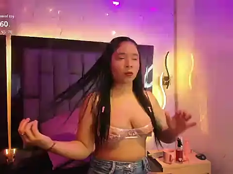 AriannaFoxxy online show from February 21, 11:00 am