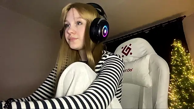 Snapshot of axin_burnell chatting on February 3, 5:29 pm axin burnell online show from February 3, 5:29 pm