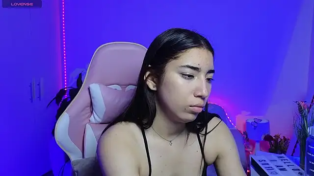 Snapshot of Sofiagomez777 chatting on February 20, 4:42 am Sofiagomez777 online show from February 20, 4:42 am