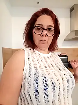 pulpeuse64 online show from March 10, 8:08 am